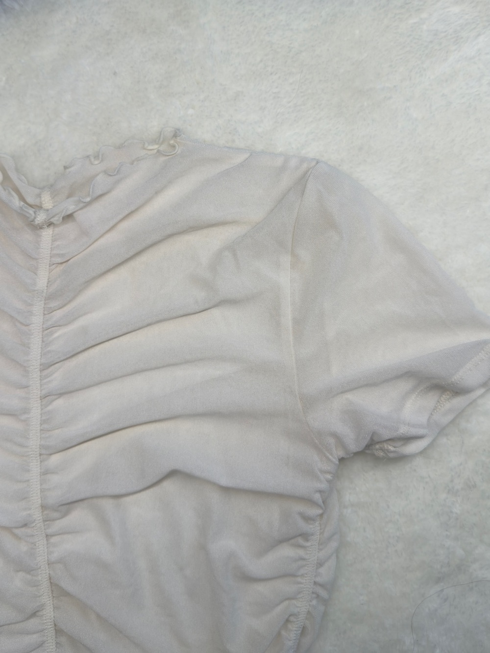 UNIQLO / Gu Sheer Mesh Ruched Short Sleeve Top S